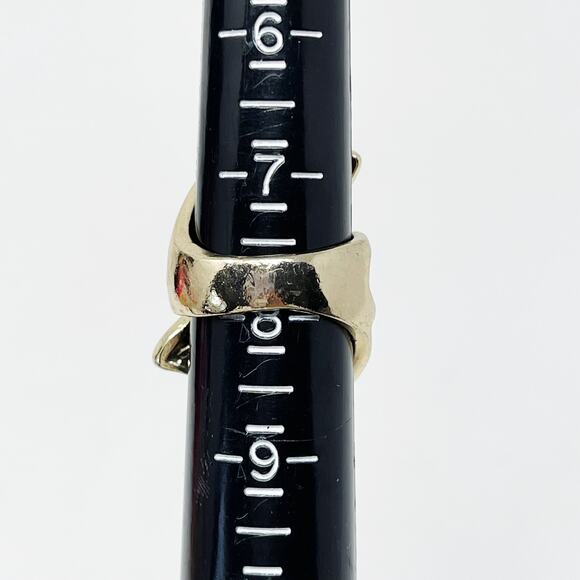 Boutique Gold Tone Twist Leaf Ring Size 7.75 Statement Chunky Cocktail Fashion - Picture 5 of 7